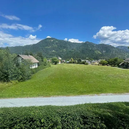 Haus Schwarzenbach Appartamento *
