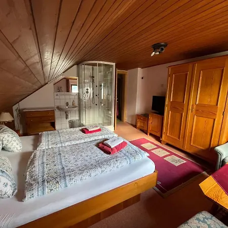 Haus Schwarzenbach Appartamento Weissbriach