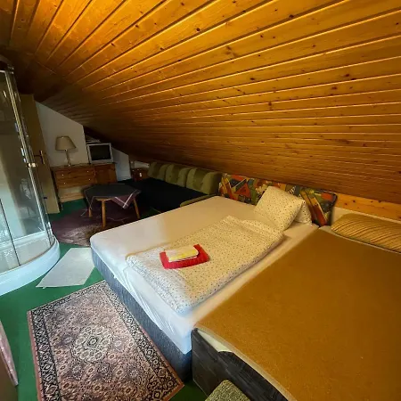 Haus Schwarzenbach *