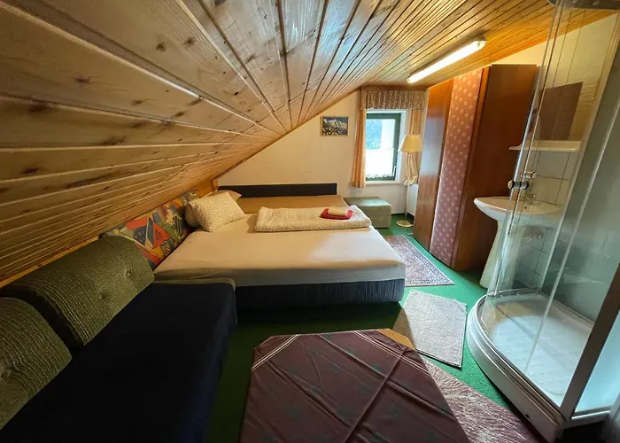 Haus Schwarzenbach Apartamento